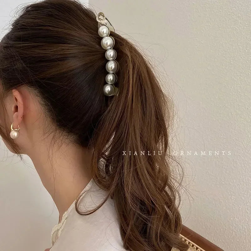 Korean Elegant Pearl Banana Clip Ins Fashion Banana Clip Vertical Clip Twist Ponytail Holder Hairpin Headdress Hair Accessories